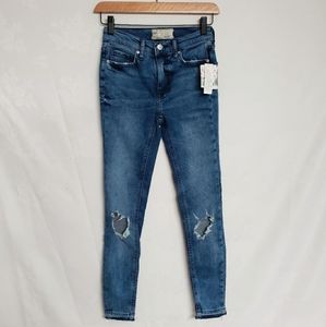 NWT Free People Busted Knee Skinny Jean's